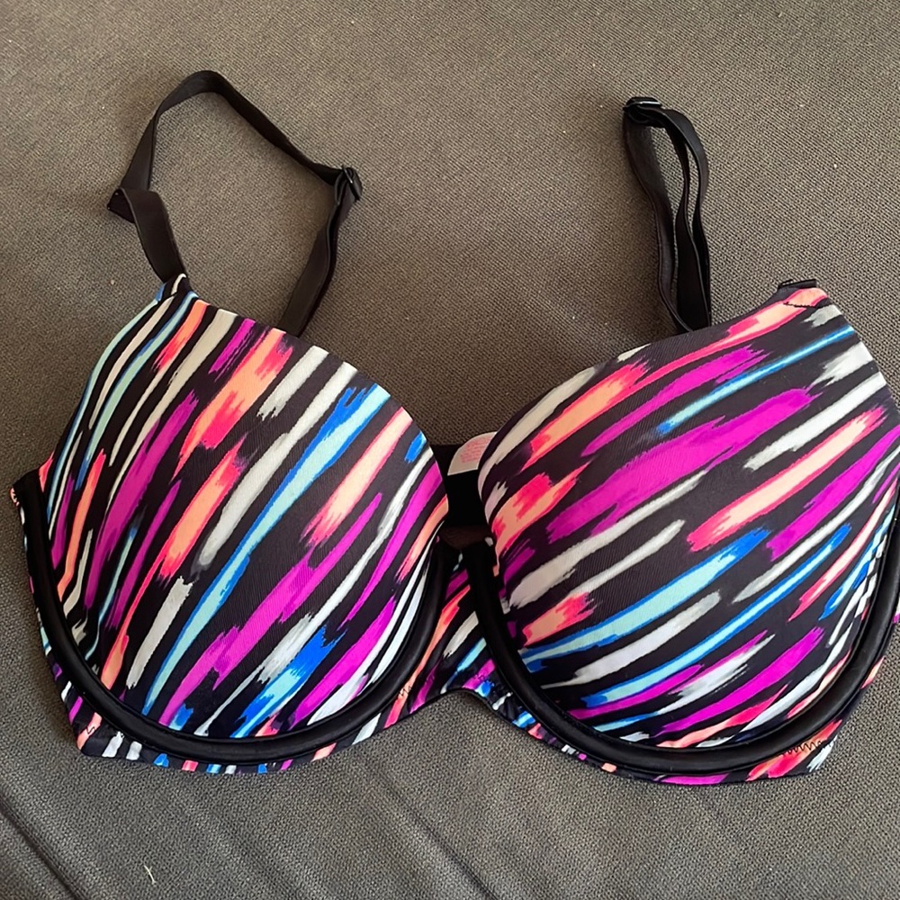Pink Victoria’s Secret Bra